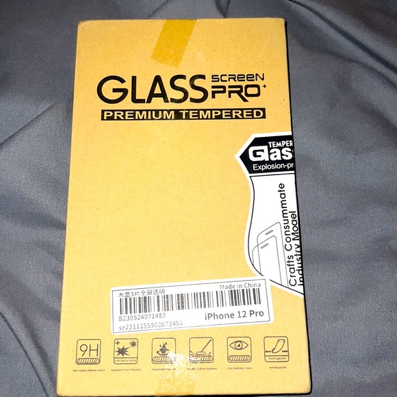 iPhone 12 Pro NEW 3-pack glass screen protector - Picture 1 of 2